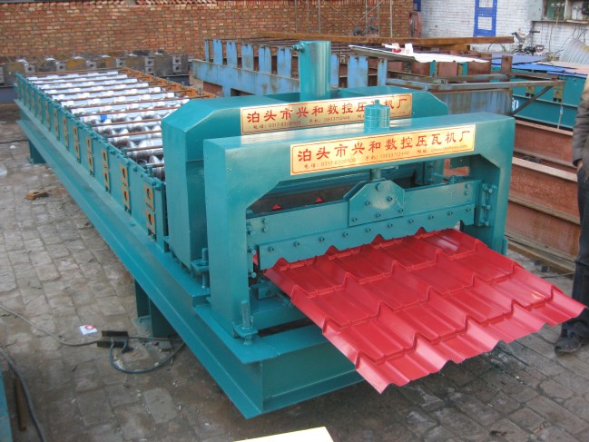 Glazed Tile Roll Forming Machine