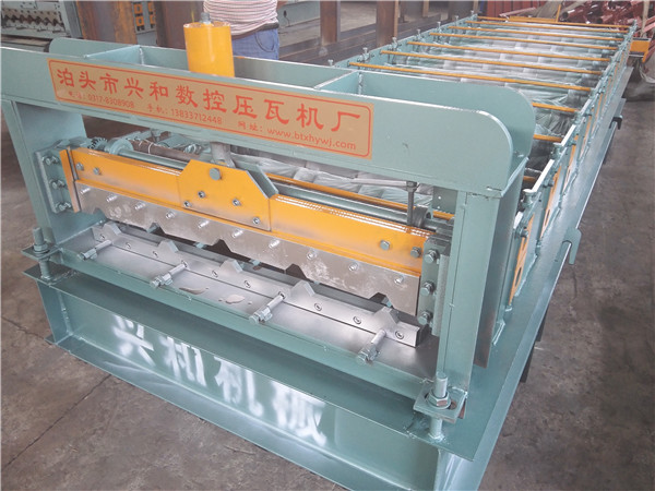 High RIB Color Steel Roofing Sheet Roll Forming Machine