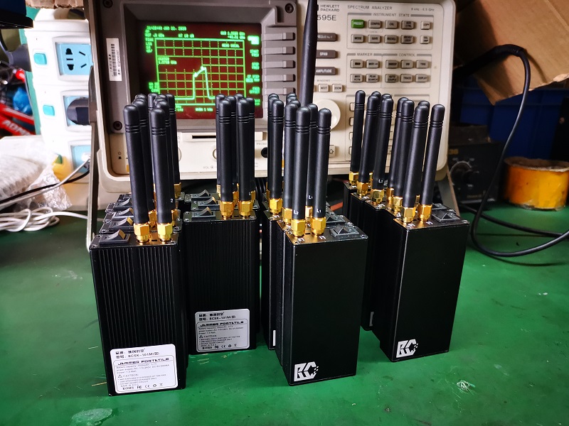 Portable dual-antenna gps satellite jammer Beidou gps jammer