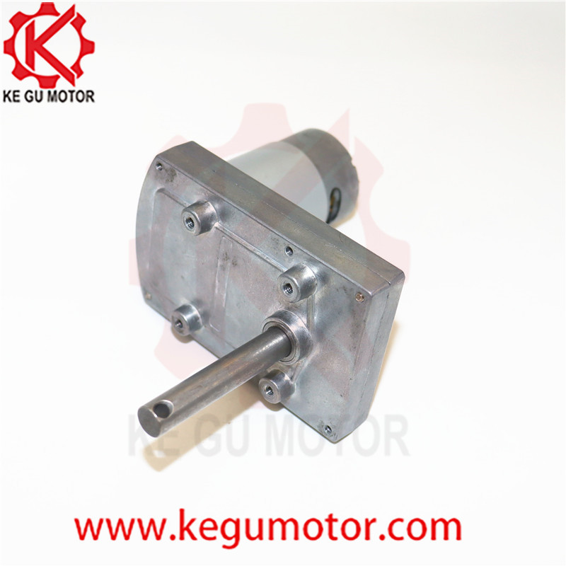 Hot Sales 95mm 12V DC High Torque Mini Electric Worm Gear Box Motor KG-9560Z550 26kg.cm on load 26 rpm gear motor