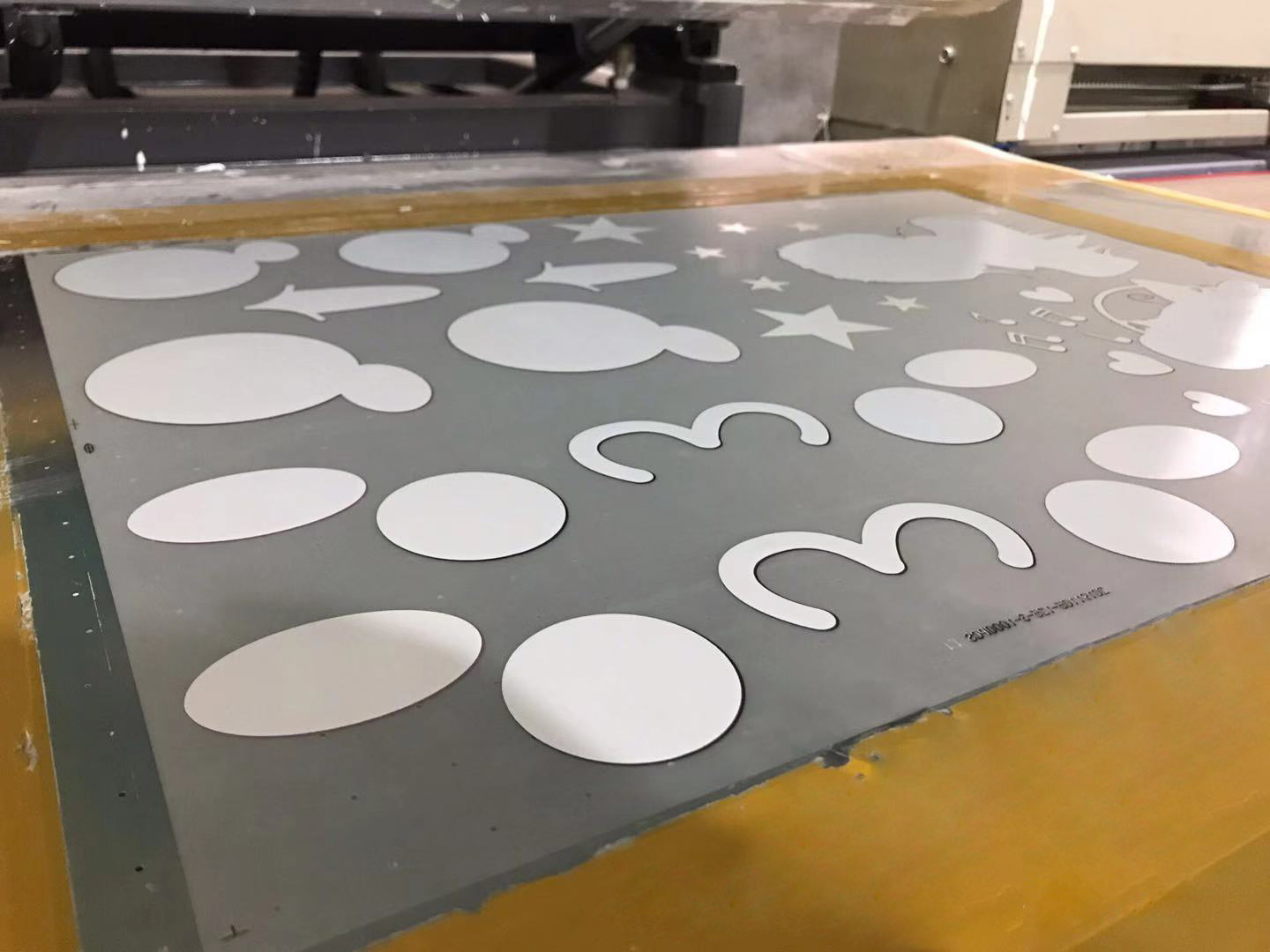 Custom Heat Transfer Vinyl Stickers , T Shirts Heat Press Transfer Printing