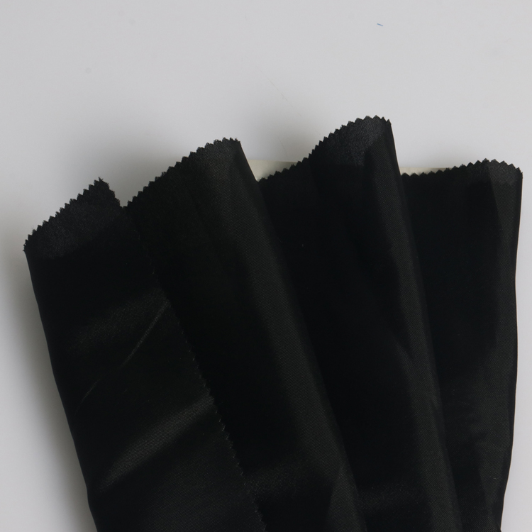 Eco Friendly Recycled 190t Polyester Pongee Fabric 75d*75d For Rain Coat