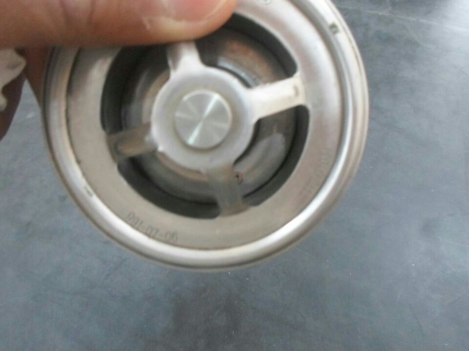 Thermostat for FL936 DEUTZ ENGINE