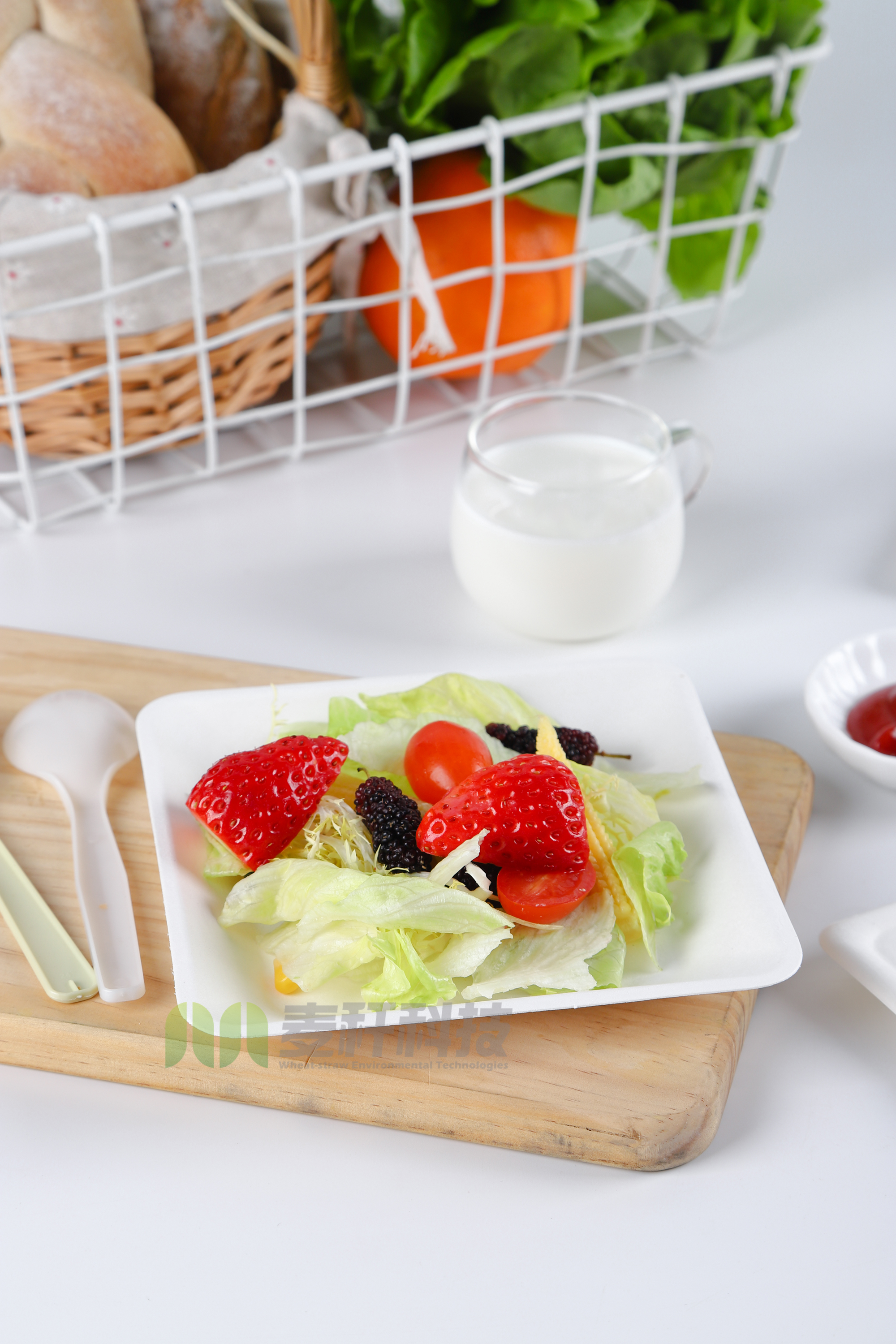 3 parts Round White Dessert Sugarcane Biodegradable sugarcane Disposable Plate