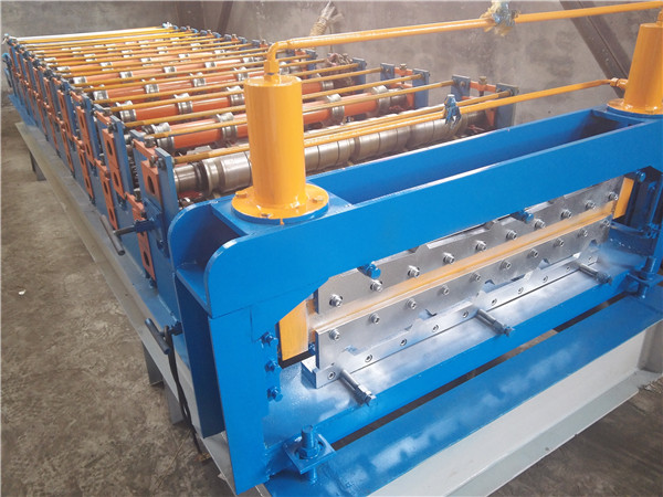 High RIB Color Steel Roofing Sheet Roll Forming Machine