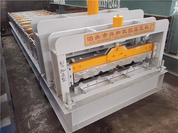 Steel Roof Panel Glazed Tile Roll Forming Machine For Construction