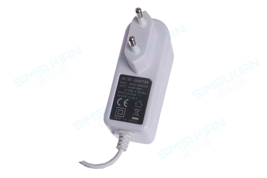2014 hot sell mobile charger with 5.5*2.1*10mm dc plug Euopean type